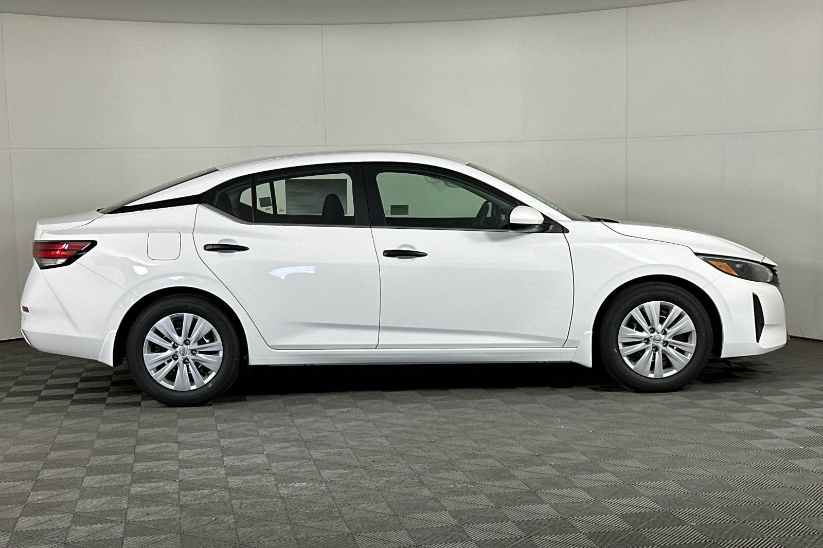 nissan sentra 2025 3N1AB8BV2SY343829 image nissan sentra 2025 3N1AB8BV2SY343829 image