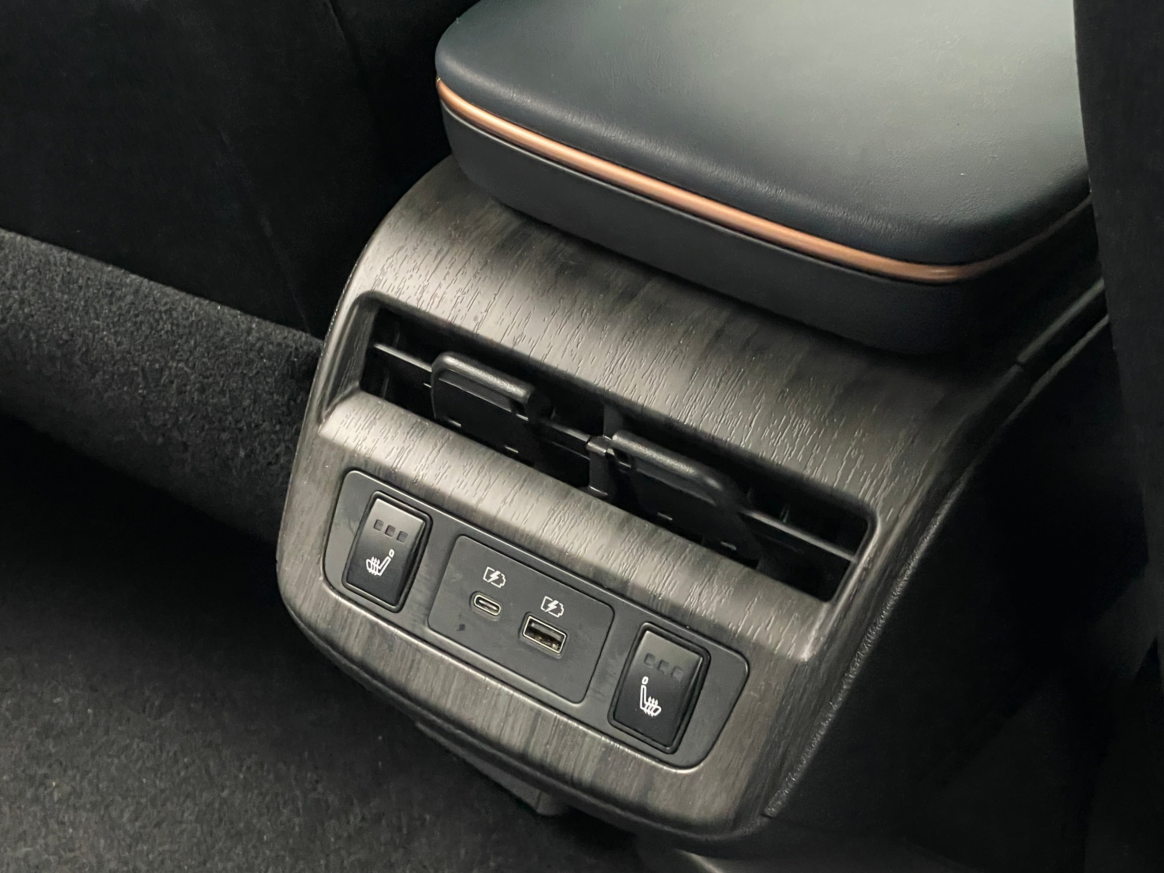 nissan ariya 2024 JN1DF0CD8RM736451 image nissan ariya 2024 JN1DF0CD8RM736451 image