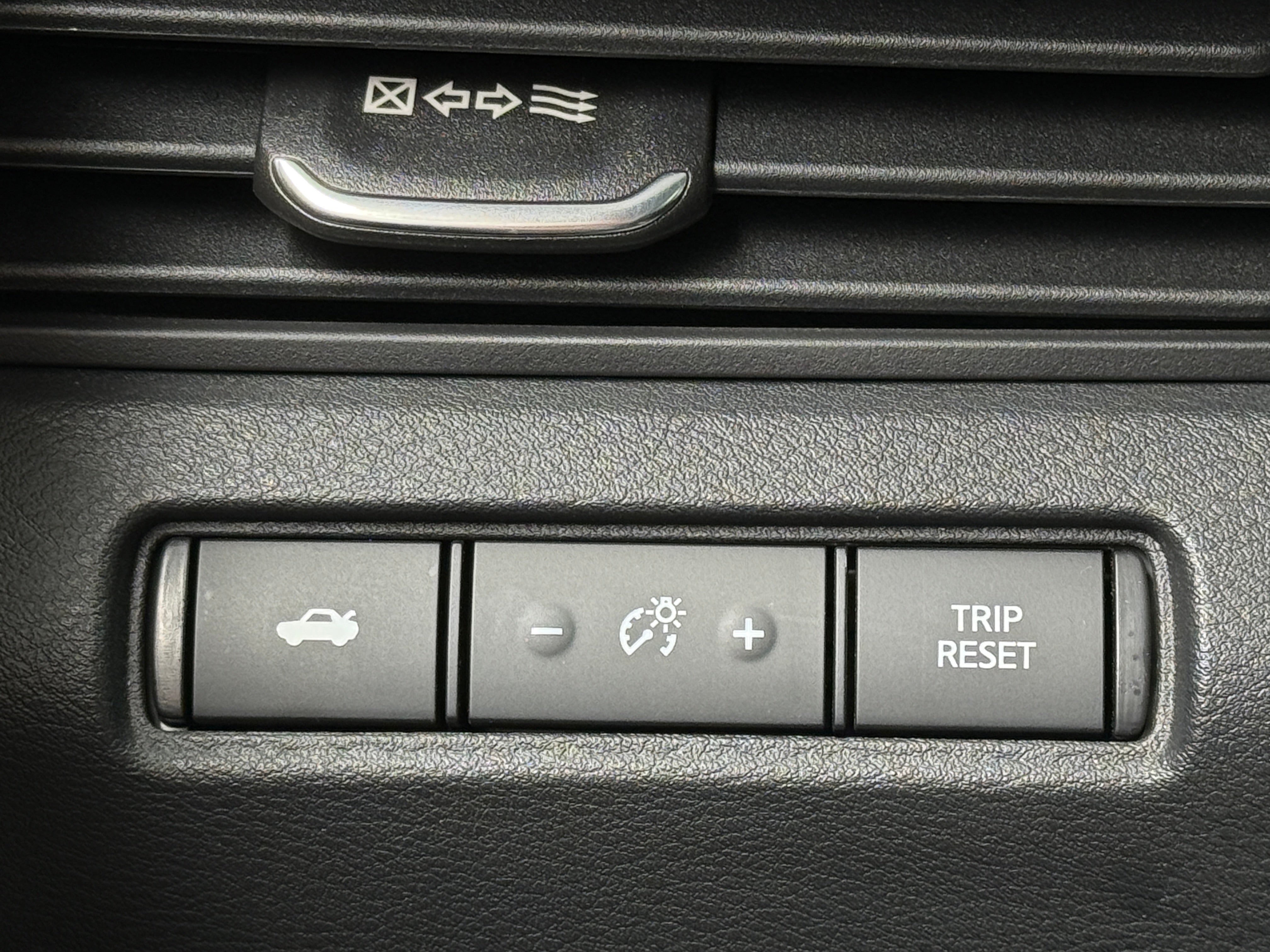 nissan altima 2023 1N4BL4CVXPN356120 image nissan altima 2023 1N4BL4CVXPN356120 image