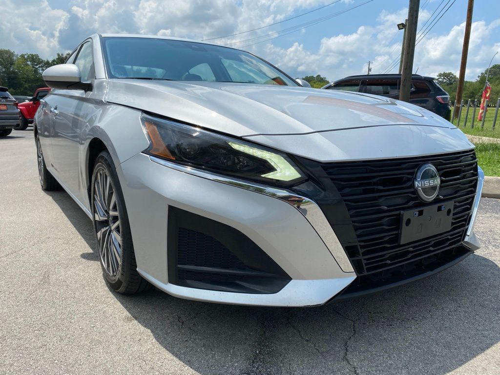nissan altima 2023 1N4BL4DVXPN367424 image nissan altima 2023 1N4BL4DVXPN367424 image