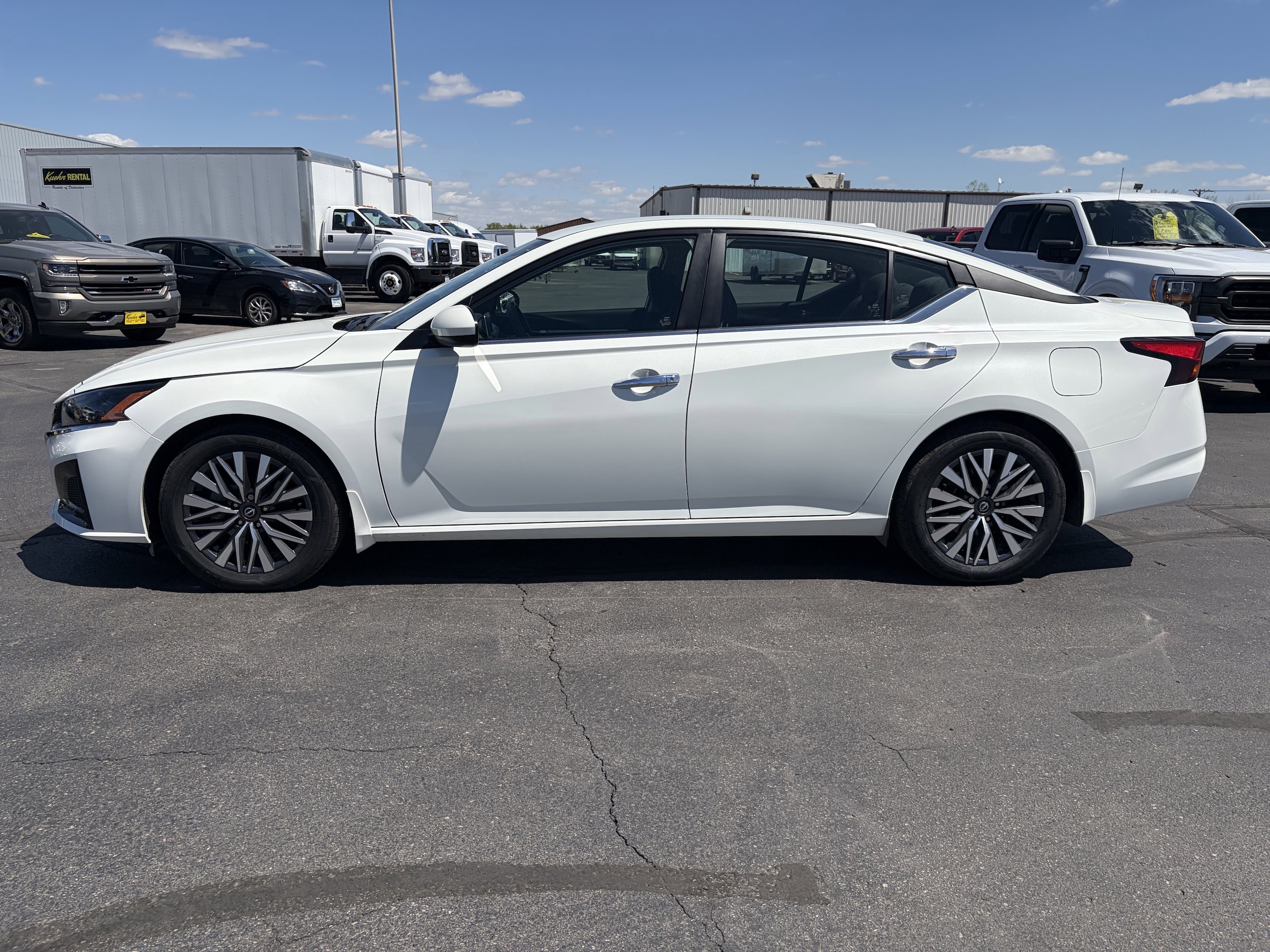 nissan altima 2023 1N4BL4DV4PN353177 image nissan altima 2023 1N4BL4DV4PN353177 image