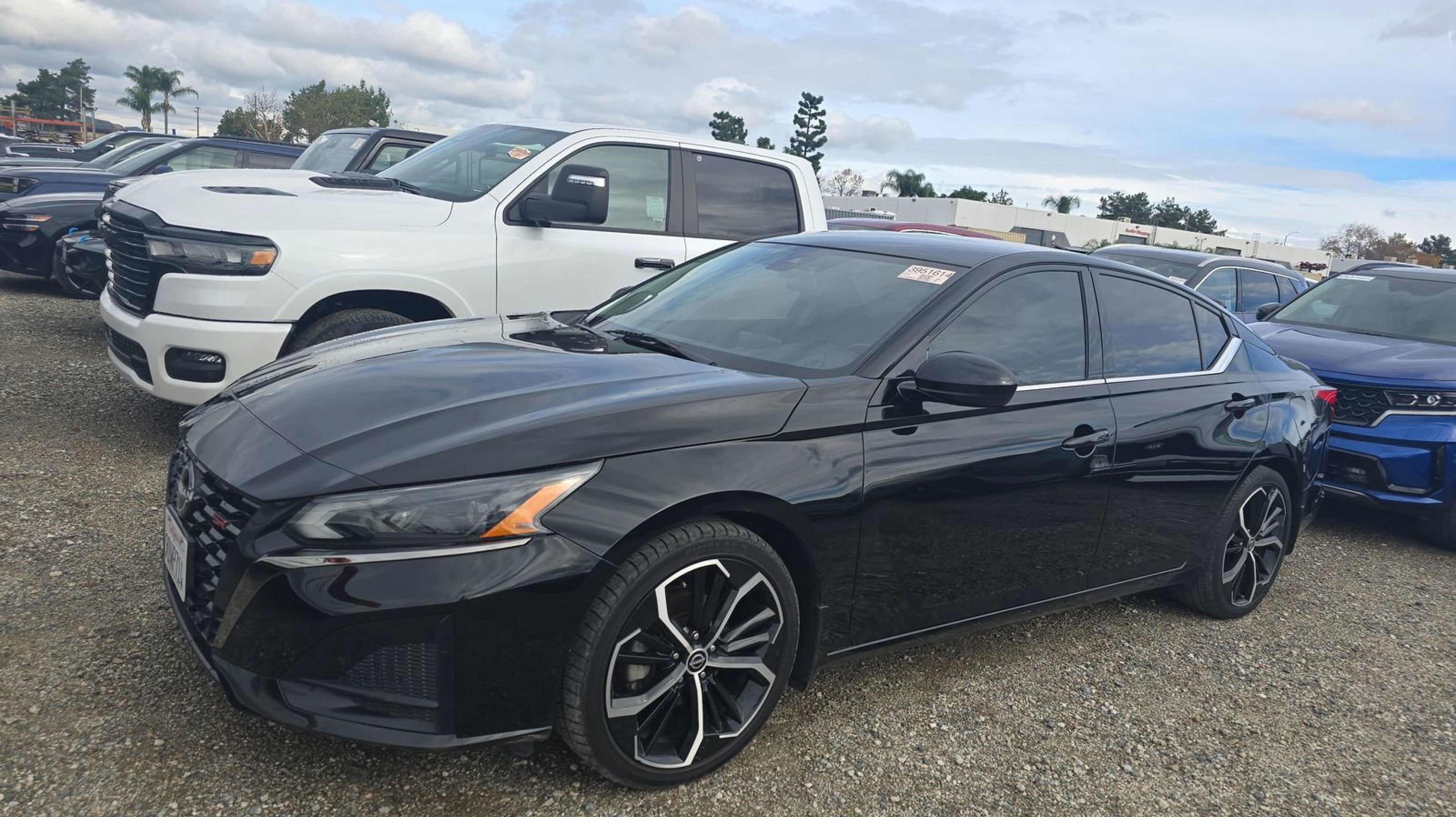 nissan altima 2023 1N4BL4CVXPN317219 image nissan altima 2023 1N4BL4CVXPN317219 image