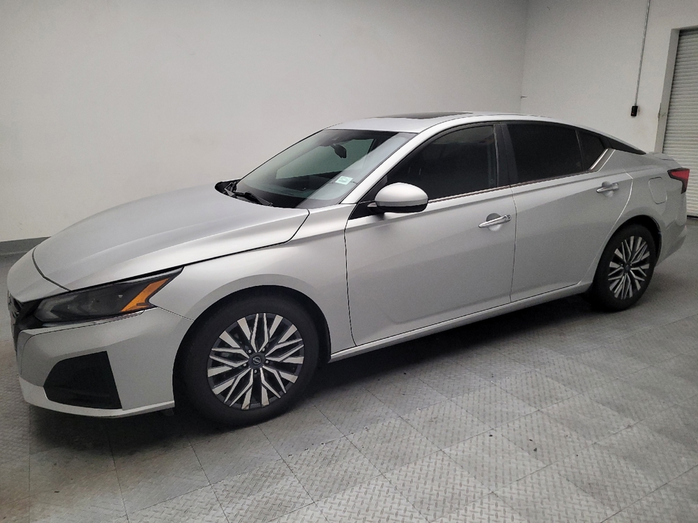 nissan altima 2023 1N4BL4DV3PN370925 image nissan altima 2023 1N4BL4DV3PN370925 image