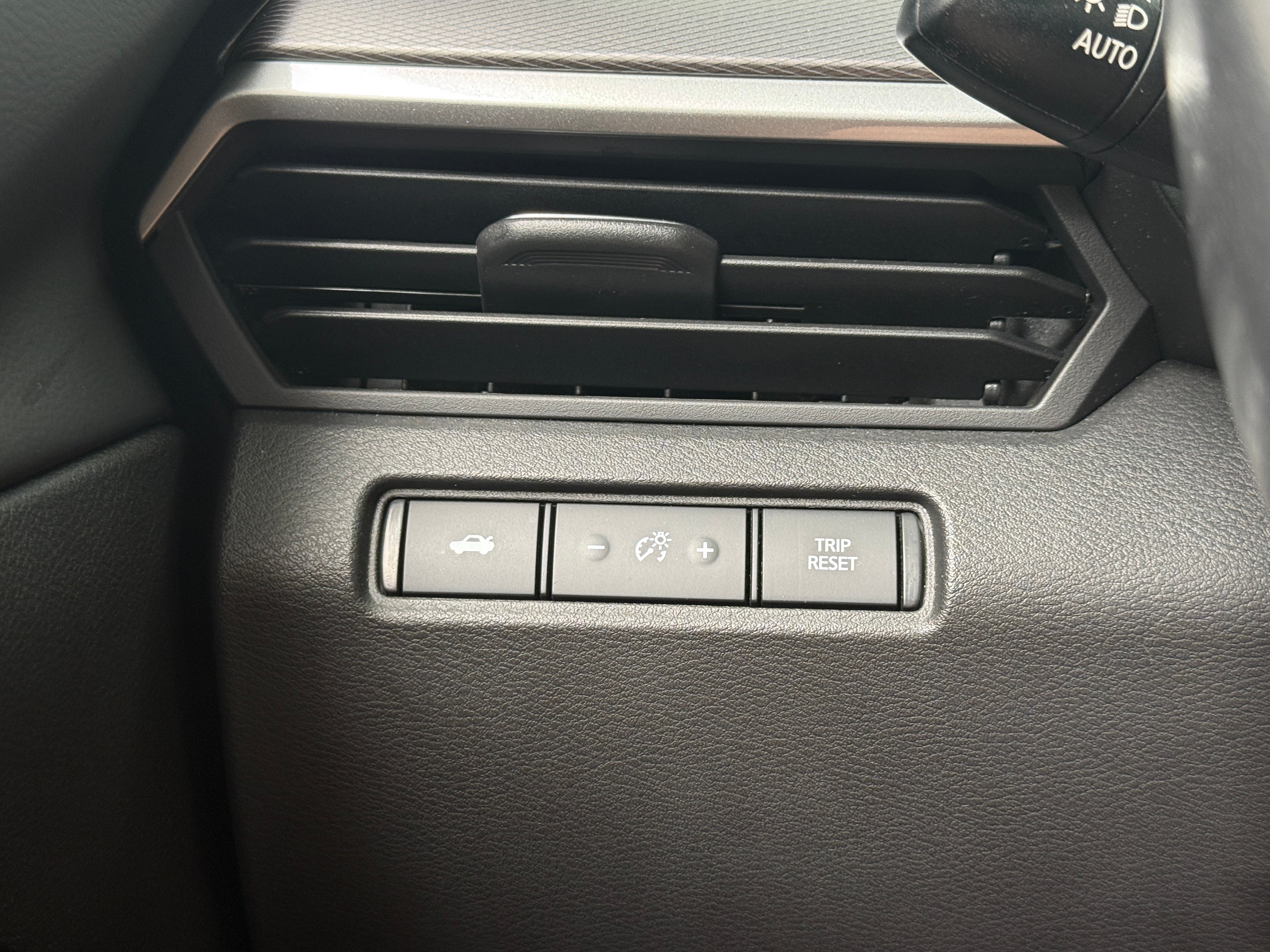 nissan altima 2023 1N4BL4CW1PN380704 image nissan altima 2023 1N4BL4CW1PN380704 image
