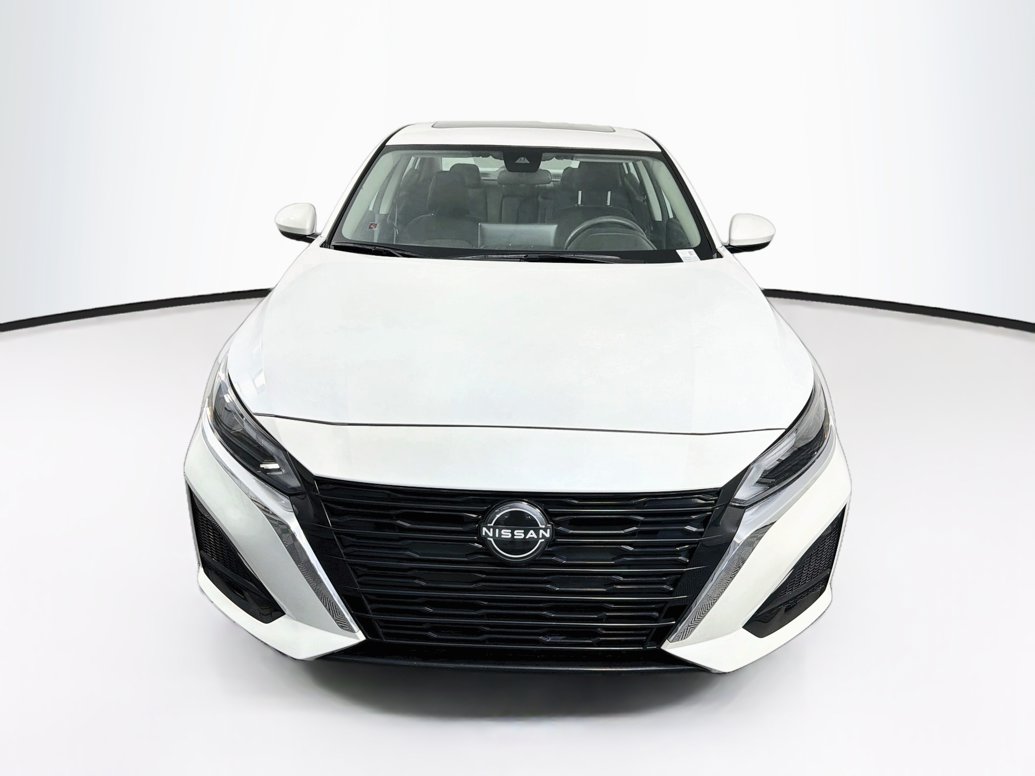 nissan altima 2023 1N4BL4DV9PN423613 image nissan altima 2023 1N4BL4DV9PN423613 image