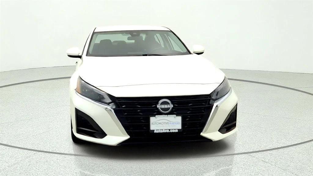 nissan altima 2023 1N4BL4DV2PN411996 image nissan altima 2023 1N4BL4DV2PN411996 image