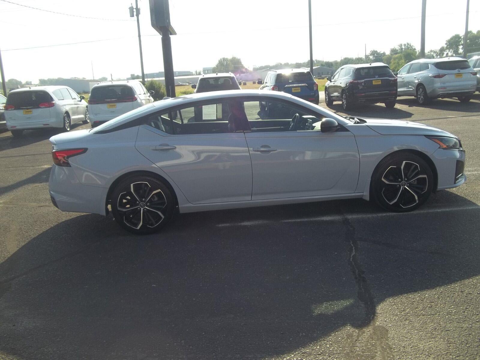 nissan altima 2023 1N4BL4CV4PN412357 image nissan altima 2023 1N4BL4CV4PN412357 image