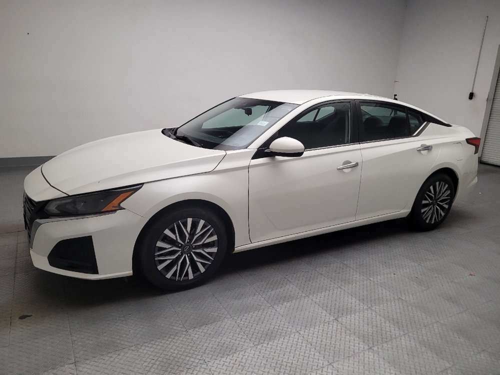nissan altima 2023 1N4BL4DV5PN380940 image nissan altima 2023 1N4BL4DV5PN380940 image