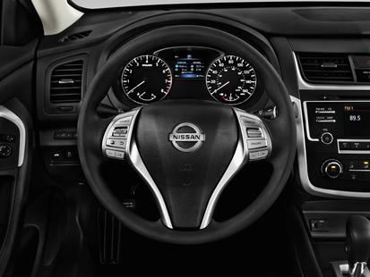 nissan altima 2016 1N4AL3AP2GC149064 image nissan altima 2016 1N4AL3AP2GC149064 image