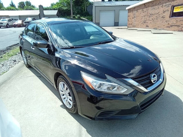 nissan altima 2016 1N4AL3AP1GN327549 image nissan altima 2016 1N4AL3AP1GN327549 image
