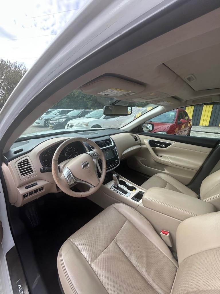 nissan altima 2016 1N4AL3AP8GC175877 image nissan altima 2016 1N4AL3AP8GC175877 image