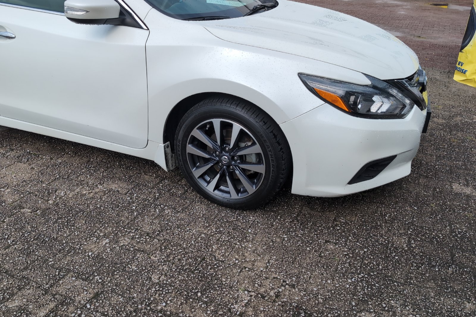 nissan altima 2016 1N4AL3AP6GC173416 image nissan altima 2016 1N4AL3AP6GC173416 image