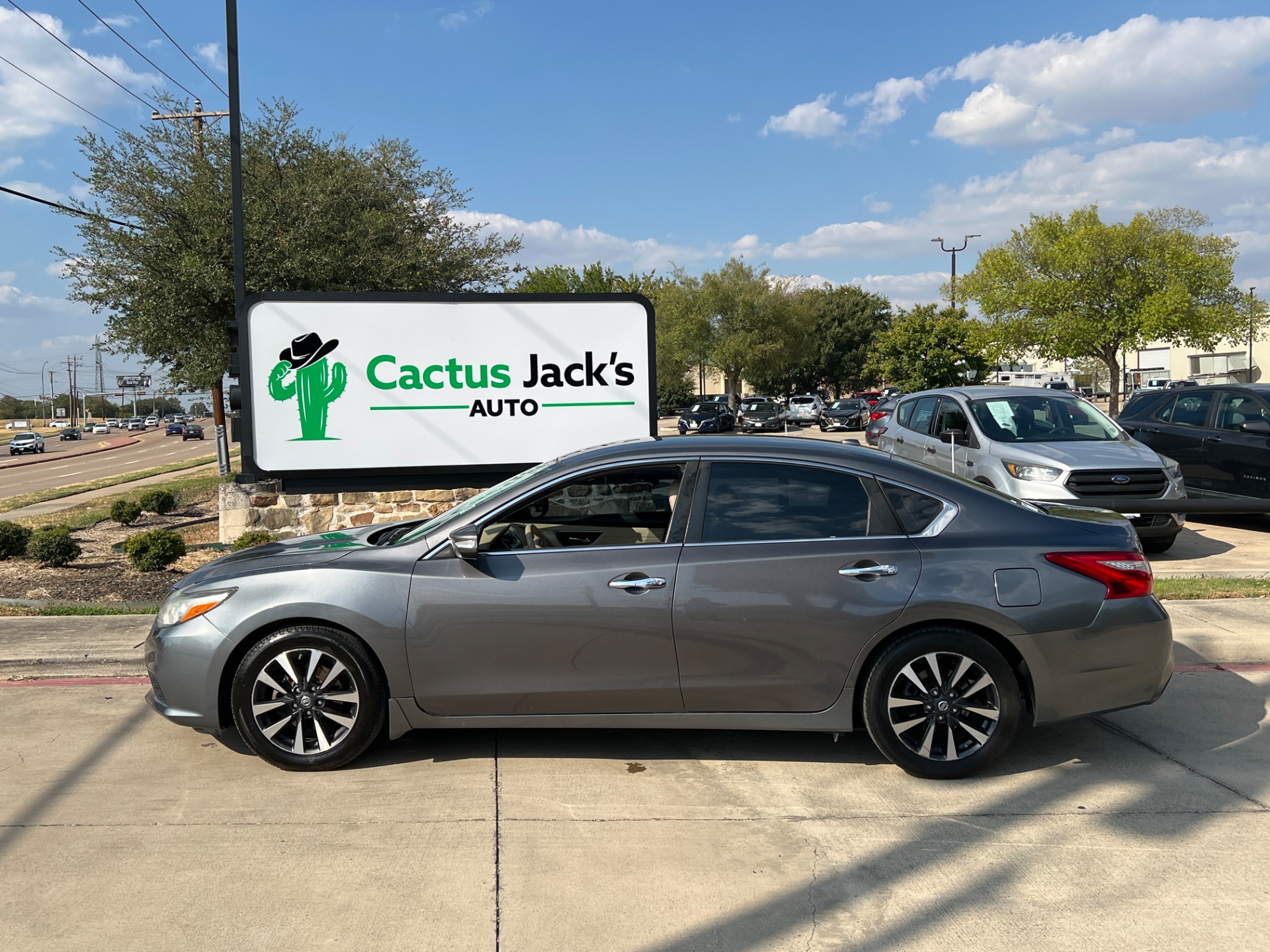nissan altima 2016 1N4AL3AP8GC220185 image nissan altima 2016 1N4AL3AP8GC220185 image