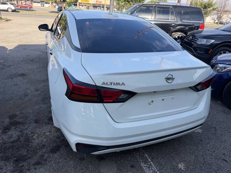 nissan altima 2019 1N4BL4BV4KC135179 image nissan altima 2019 1N4BL4BV4KC135179 image