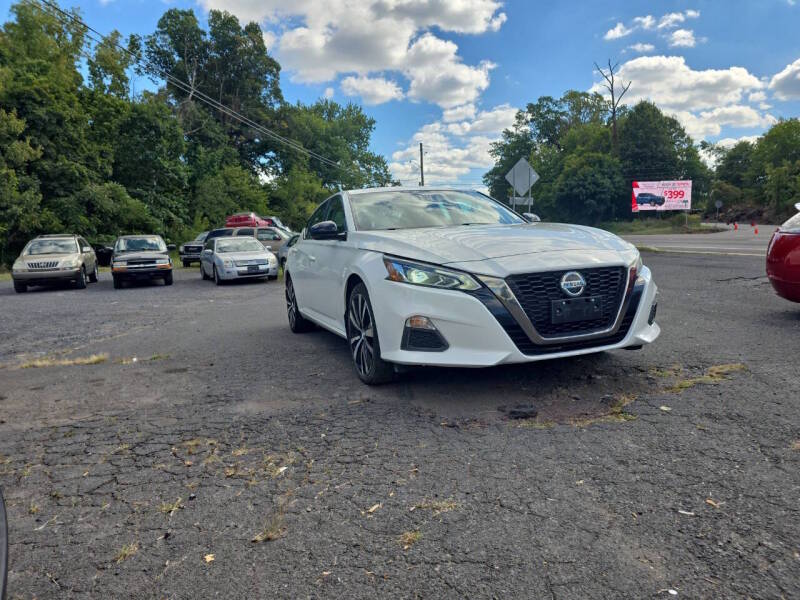 nissan altima 2019 1N4BL4CW4KN302216 image nissan altima 2019 1N4BL4CW4KN302216 image