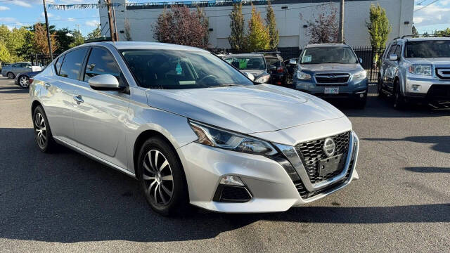 nissan altima 2019 1N4BL4BV4KC211449 image nissan altima 2019 1N4BL4BV4KC211449 image