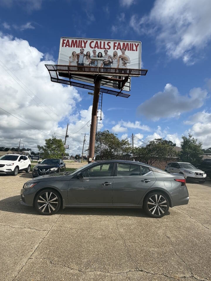 nissan altima 2019 1N4BL4CW3KC197454 image nissan altima 2019 1N4BL4CW3KC197454 image