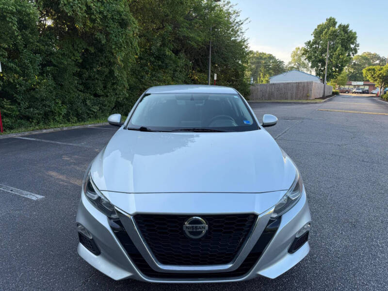 nissan altima 2019 1N4BL4BW5KC197392 image nissan altima 2019 1N4BL4BW5KC197392 image