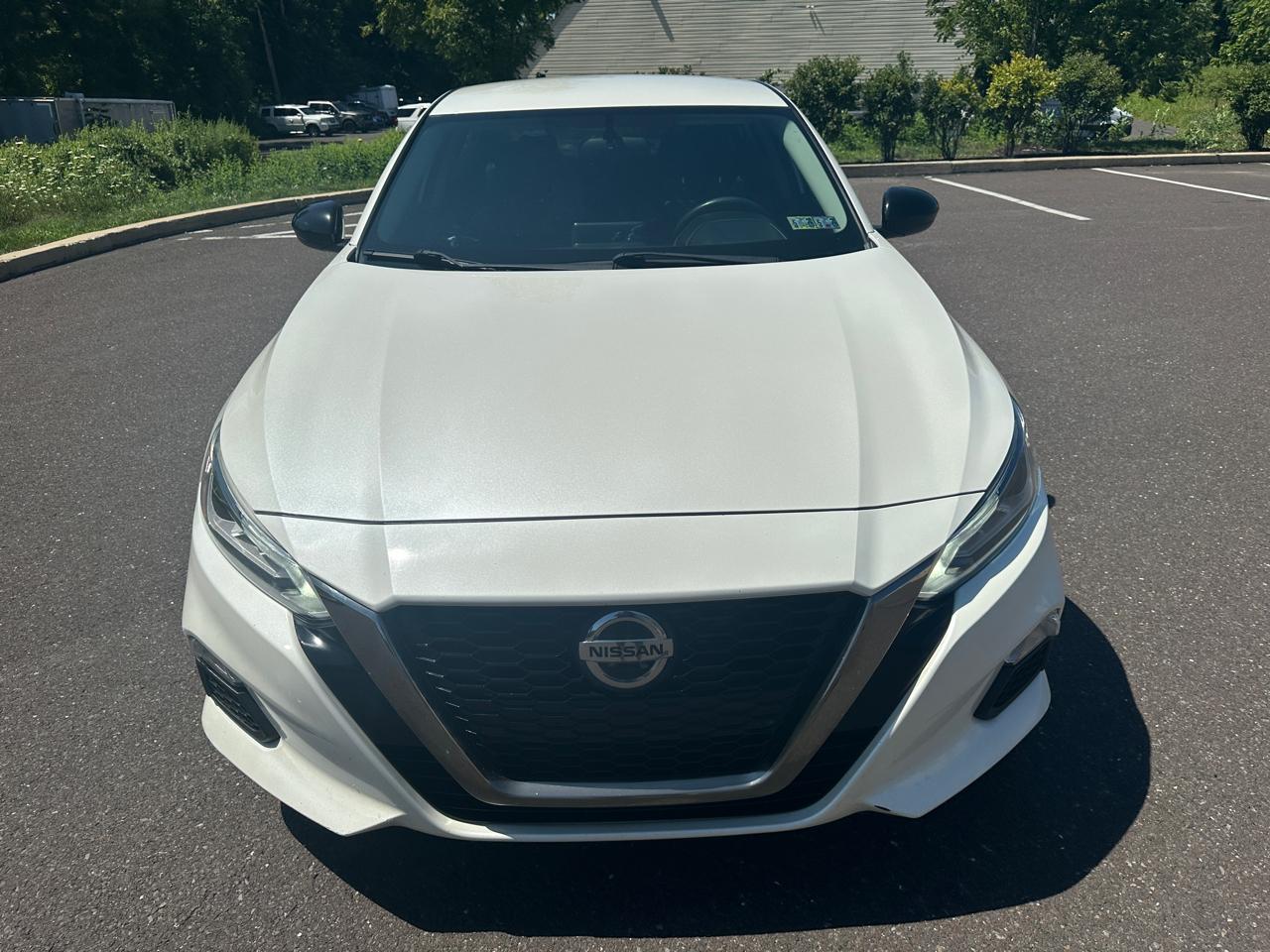 nissan altima 2019 1N4BL4CW9KC191819 image nissan altima 2019 1N4BL4CW9KC191819 image