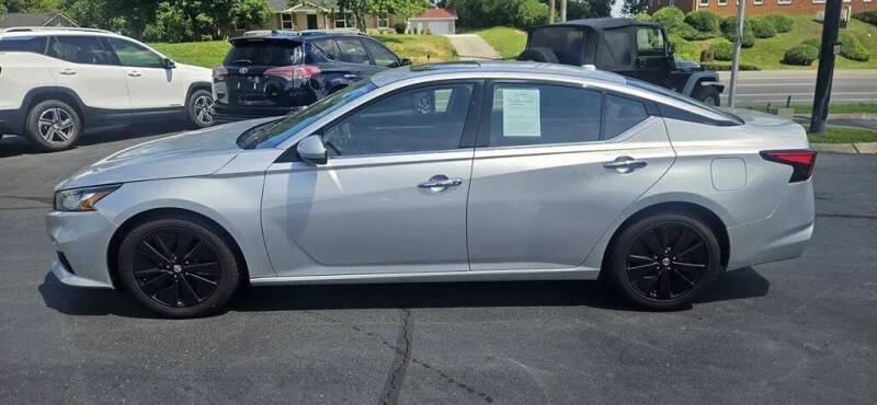 nissan altima 2019 1N4BL4EV9KC227903 image nissan altima 2019 1N4BL4EV9KC227903 image