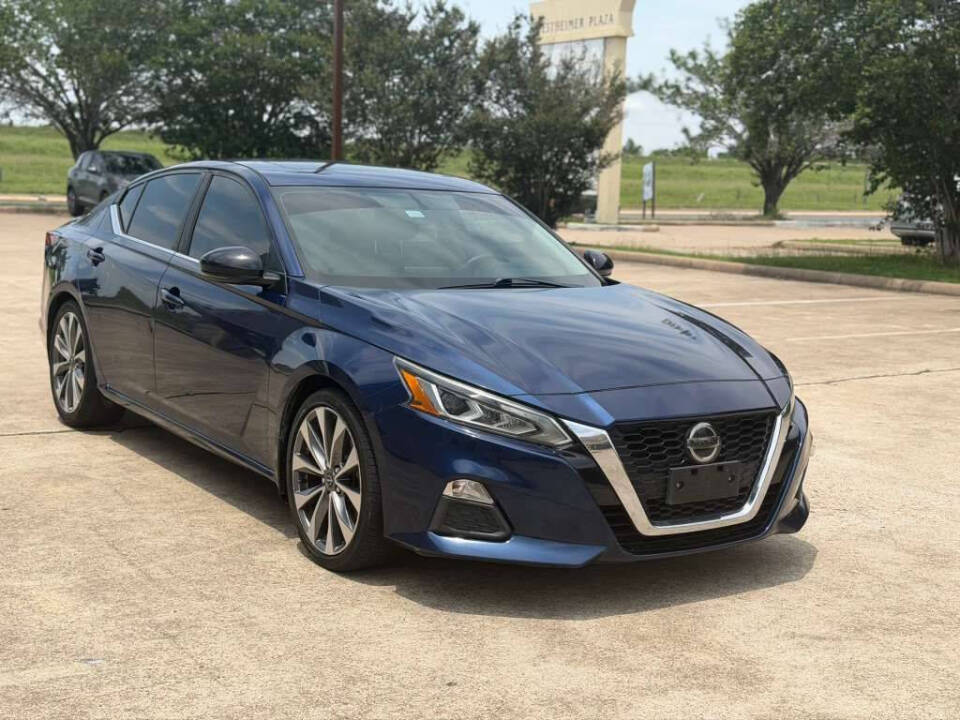nissan altima 2019 1N4BL4CVXKN307766 image nissan altima 2019 1N4BL4CVXKN307766 image