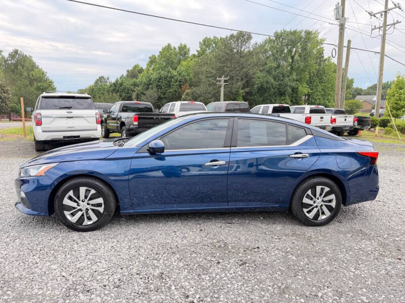 nissan altima 2019 1N4BL4BV9KC208160 image nissan altima 2019 1N4BL4BV9KC208160 image