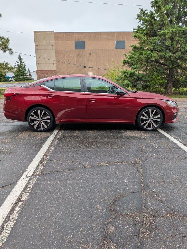 nissan altima 2019 1N4BL4CWXKN302043 image nissan altima 2019 1N4BL4CWXKN302043 image