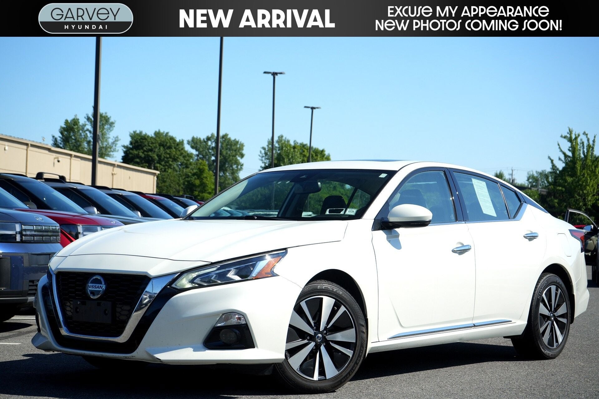 nissan altima 2019 1N4BL4EW5KN301699 image nissan altima 2019 1N4BL4EW5KN301699 image
