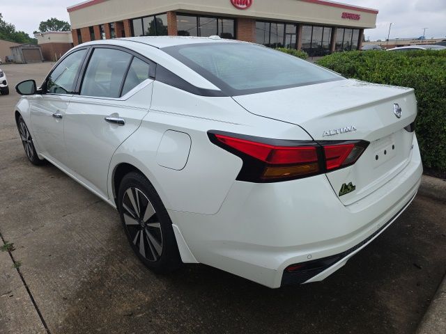 nissan altima 2019 1N4BL4EW5KC177235 image nissan altima 2019 1N4BL4EW5KC177235 image