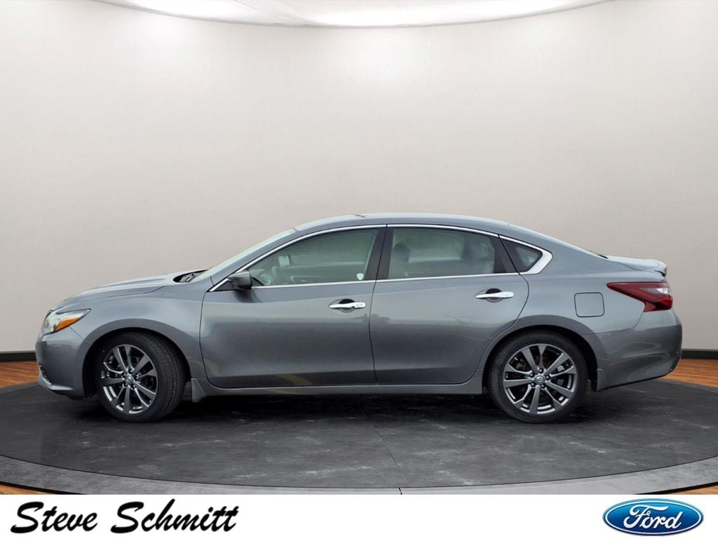 nissan altima 2018 1N4AL3AP4JC295490 image nissan altima 2018 1N4AL3AP4JC295490 image