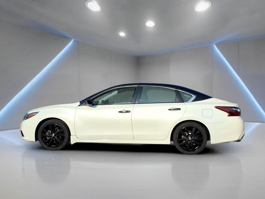 nissan altima 2018 1N4AL3AP2JC192343 image nissan altima 2018 1N4AL3AP2JC192343 image