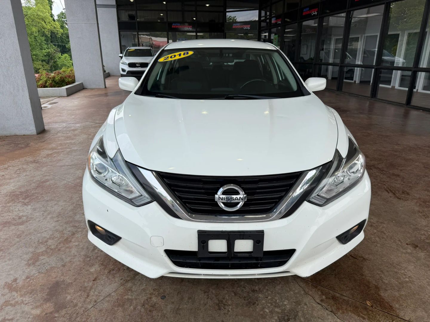 nissan altima 2018 1N4AL3AP2JC186493 image nissan altima 2018 1N4AL3AP2JC186493 image