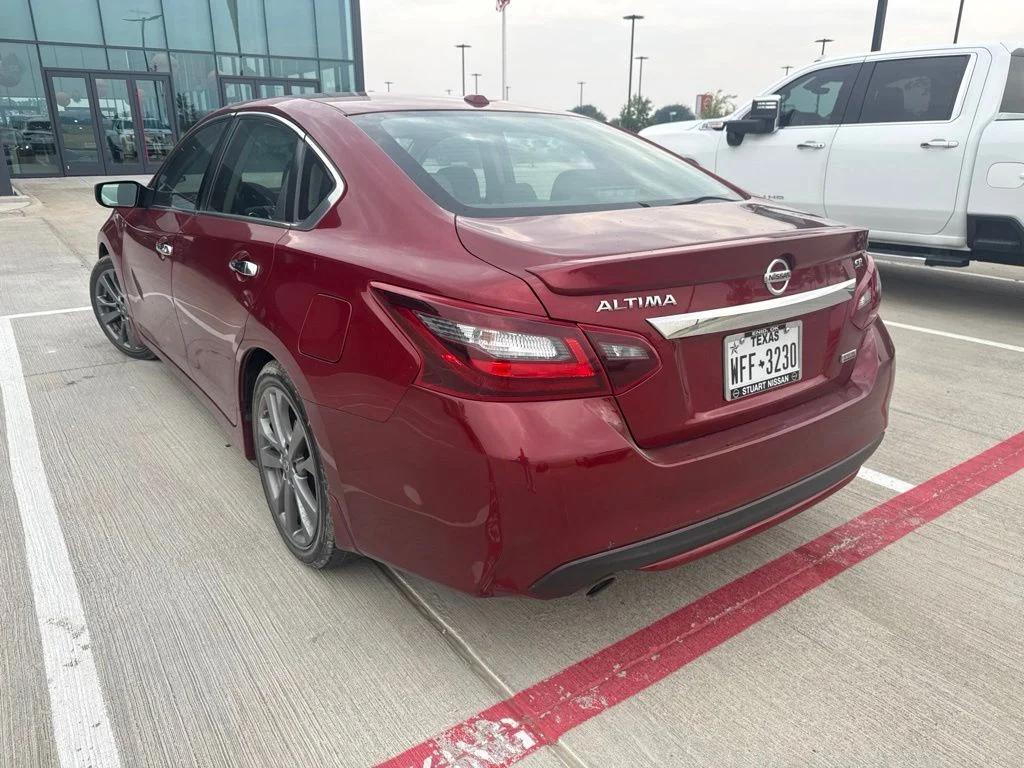 nissan altima 2018 1N4AL3AP5JC249859 image nissan altima 2018 1N4AL3AP5JC249859 image