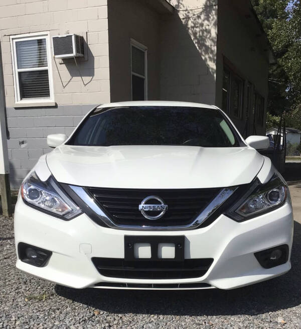 nissan altima 2018 1N4AL3AP8JC186434 image nissan altima 2018 1N4AL3AP8JC186434 image