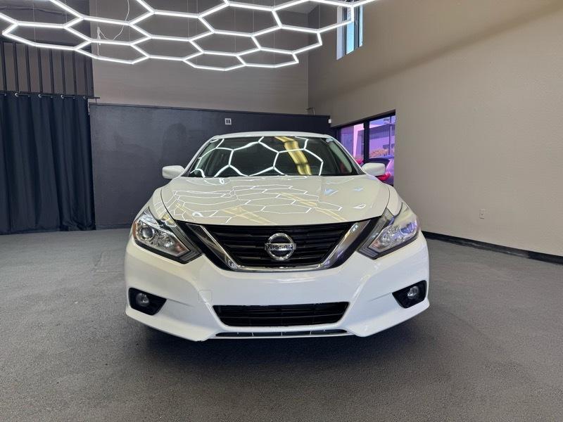 nissan altima 2018 1N4AL3AP3JC256745 image nissan altima 2018 1N4AL3AP3JC256745 image