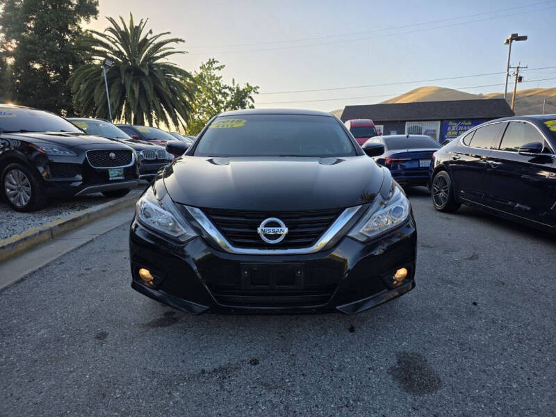 nissan altima 2018 1N4AL3AP7JC184156 image nissan altima 2018 1N4AL3AP7JC184156 image