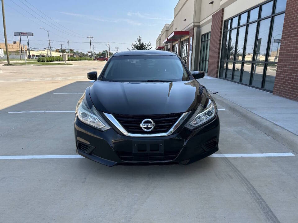 nissan altima 2018 1N4AL3AP2JC234249 image nissan altima 2018 1N4AL3AP2JC234249 image