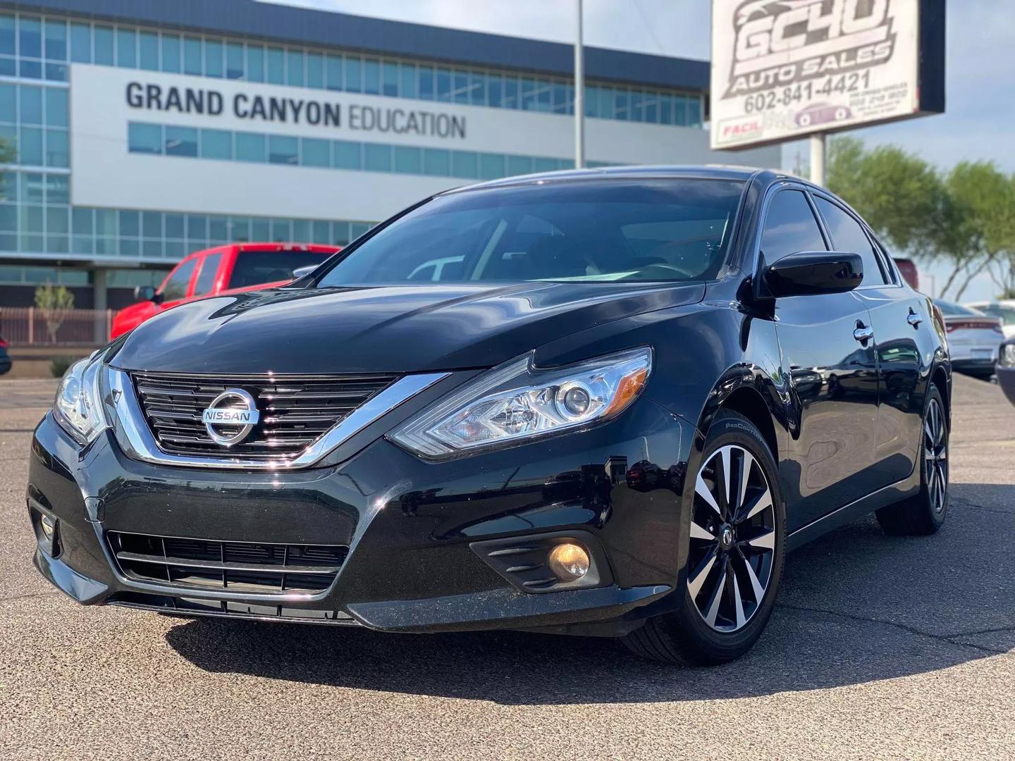 nissan altima 2018 1N4AL3AP2JC257983 image nissan altima 2018 1N4AL3AP2JC257983 image