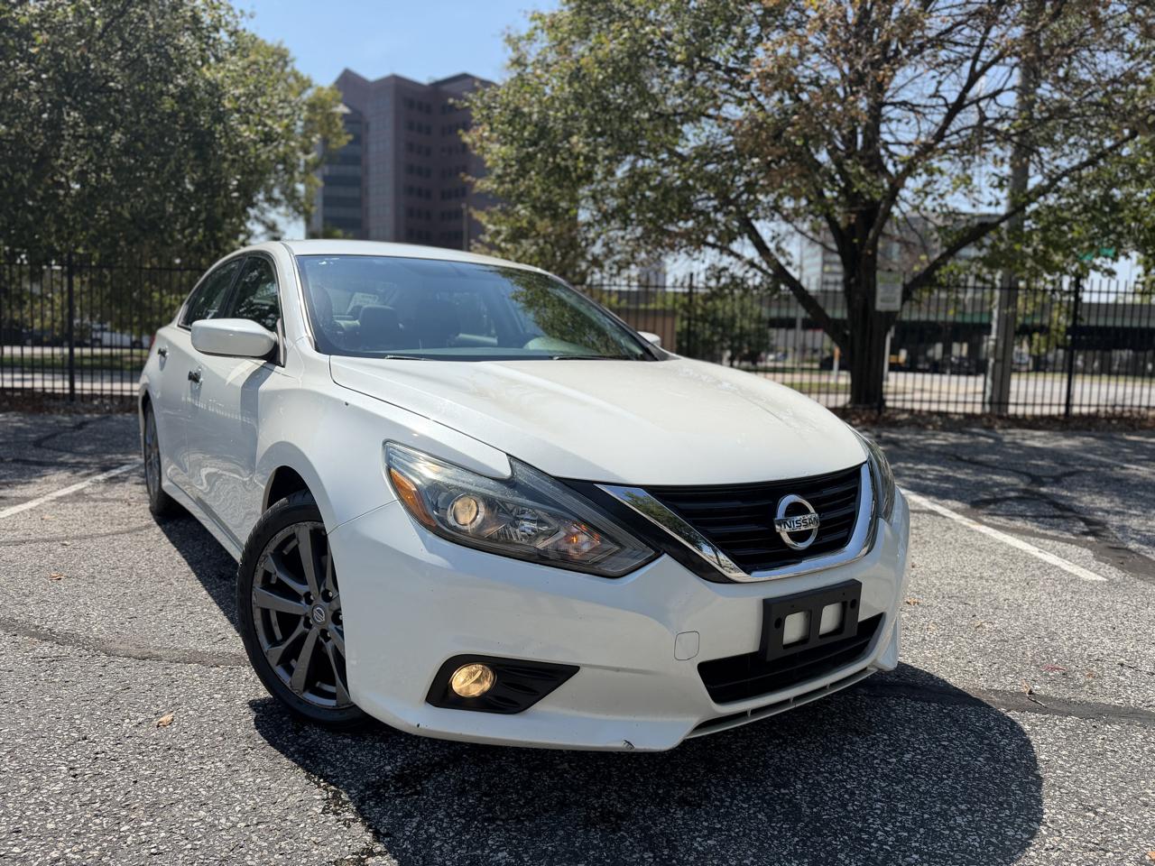 nissan altima 2018 1N4AL3AP7JC298285 image nissan altima 2018 1N4AL3AP7JC298285 image