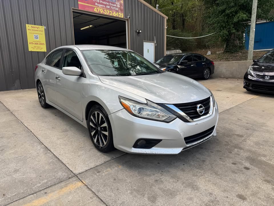 nissan altima 2018 1N4AL3AP5JC265981 image nissan altima 2018 1N4AL3AP5JC265981 image