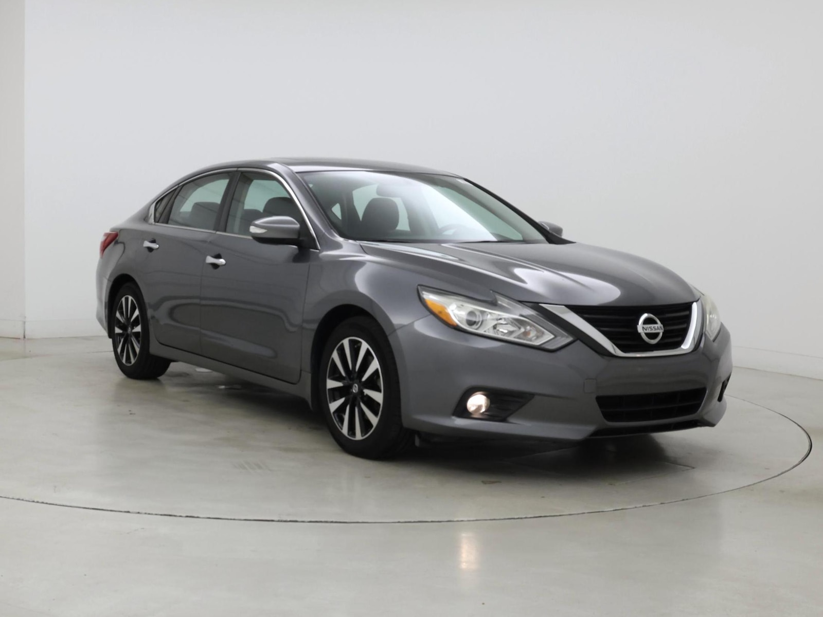 nissan altima 2018 1N4AL3AP8JC228892 image nissan altima 2018 1N4AL3AP8JC228892 image