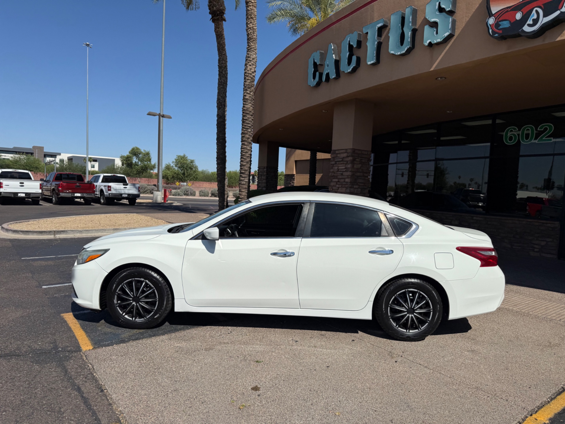 nissan altima 2018 1N4AL3AP7JC111482 image nissan altima 2018 1N4AL3AP7JC111482 image