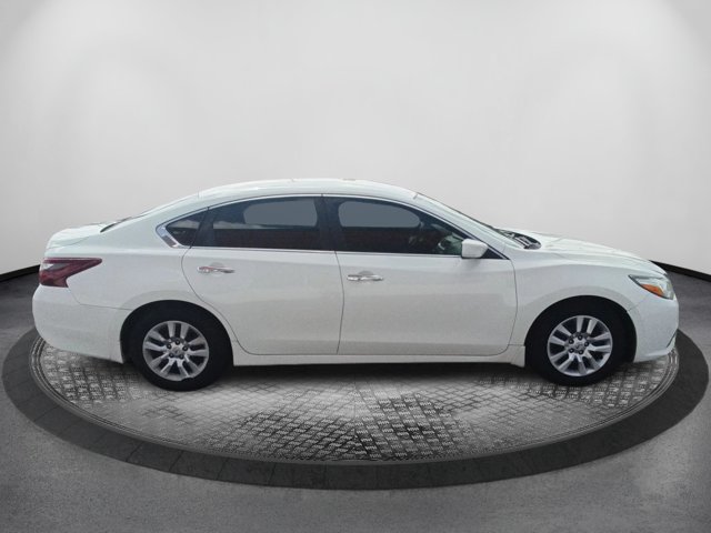 nissan altima 2018 1N4AL3AP2JC260558 image nissan altima 2018 1N4AL3AP2JC260558 image
