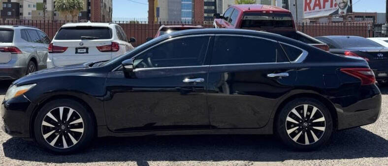 nissan altima 2018 1N4AL3AP0JC193376 image nissan altima 2018 1N4AL3AP0JC193376 image