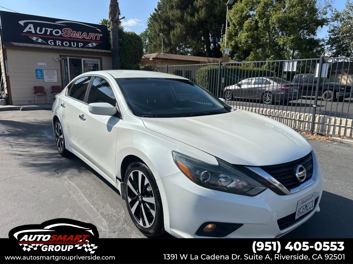 nissan altima 2018 1N4AL3AP3JC105937 image nissan altima 2018 1N4AL3AP3JC105937 image