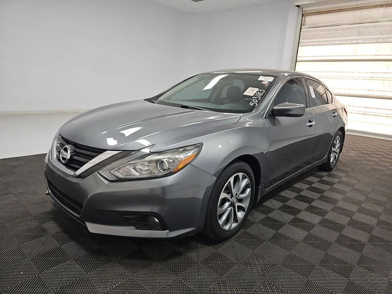 nissan altima 2018 1N4AL3AP9JC227363 image nissan altima 2018 1N4AL3AP9JC227363 image