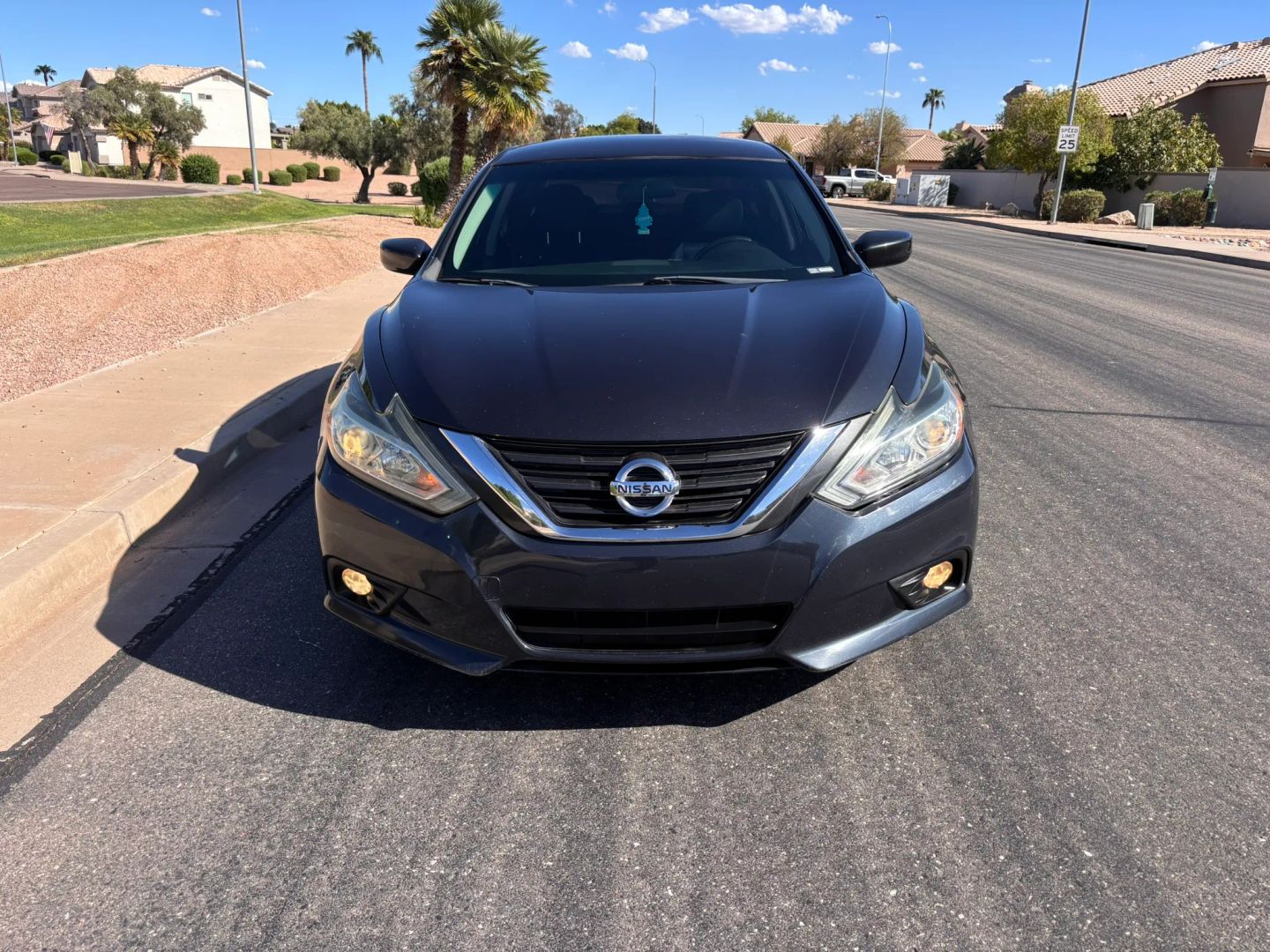 nissan altima 2018 1N4AL3AP3JC259547 image nissan altima 2018 1N4AL3AP3JC259547 image