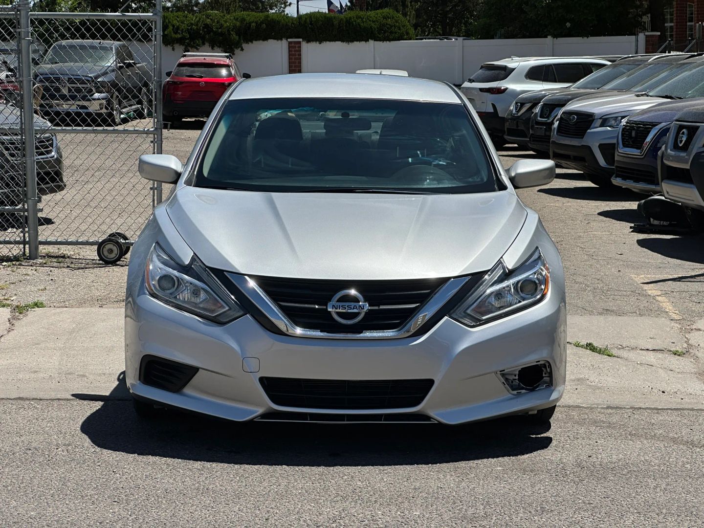 nissan altima 2018 1N4AL3AP2JC281488 image nissan altima 2018 1N4AL3AP2JC281488 image