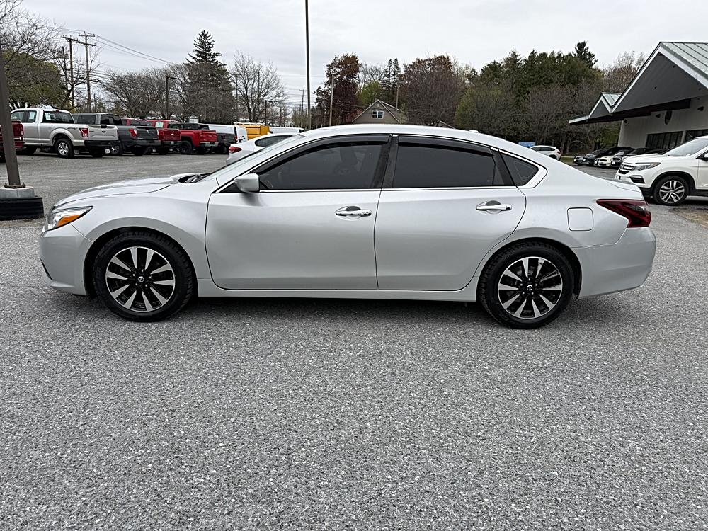 nissan altima 2018 1N4AL3AP2JC124771 image nissan altima 2018 1N4AL3AP2JC124771 image