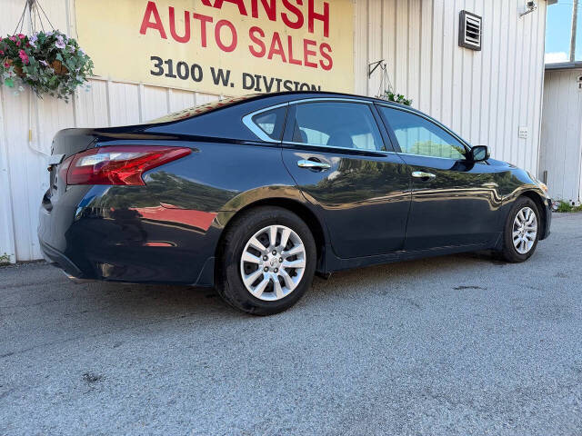 nissan altima 2018 1N4AL3AP3JC219307 image nissan altima 2018 1N4AL3AP3JC219307 image